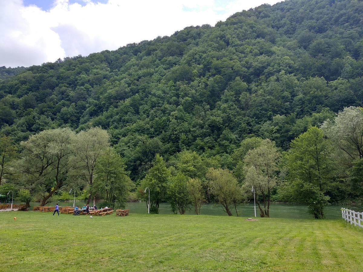 Camp Vrbas Hotel Rekavice Buitenkant foto