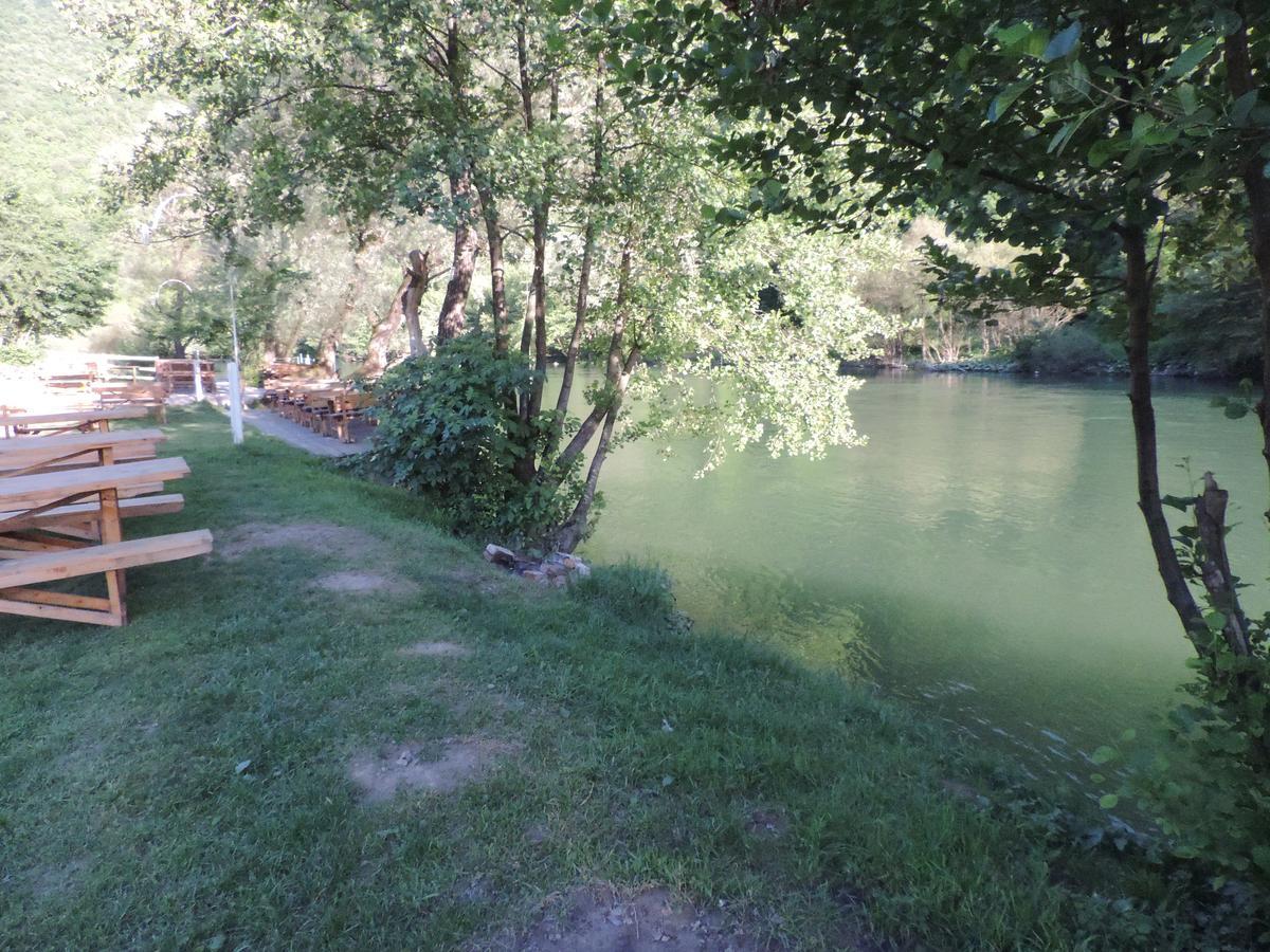 Camp Vrbas Hotel Rekavice Buitenkant foto
