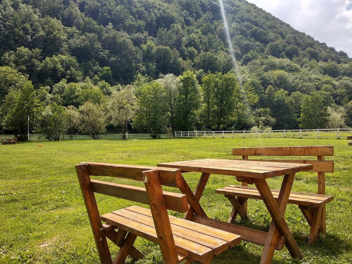 Camp Vrbas Hotel Rekavice Buitenkant foto