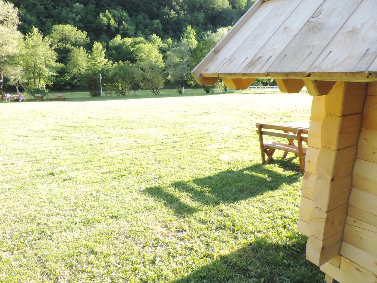 Camp Vrbas Hotel Rekavice Buitenkant foto